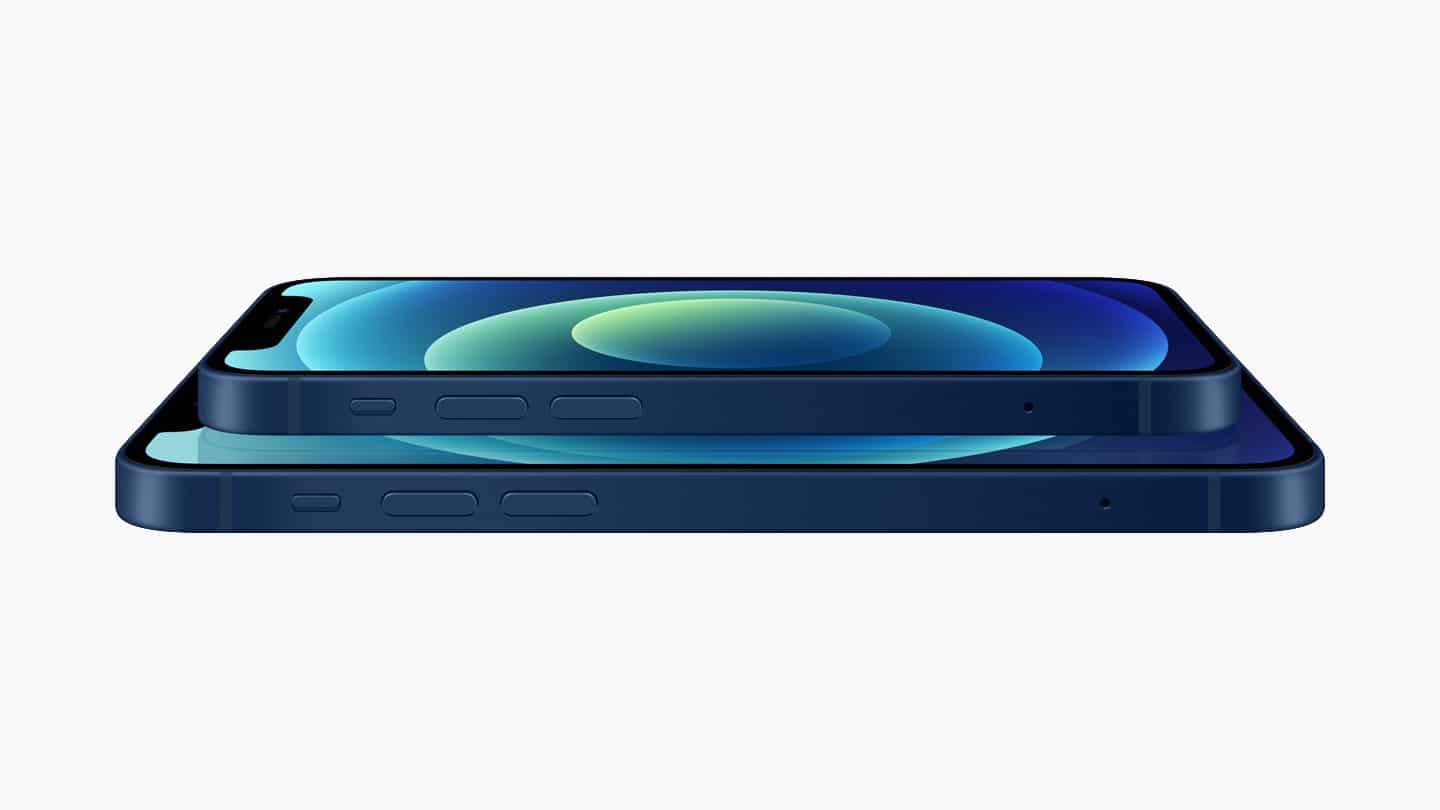 Gestapelte iPhone 12 und iPhone 12 mini-Modelle mit Aluminiumfinish in Blau.