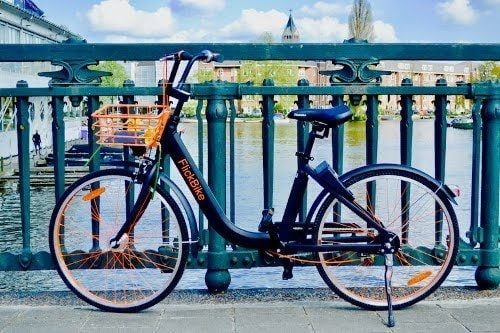 Startups FlickBike and Urbee set the stage for e-bikes in Amsterdam