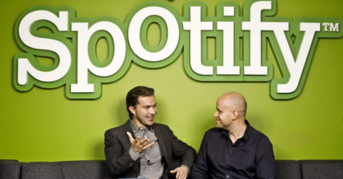 Spotify publishes content policy in response to Neil Young's criticism; Joe Rogan apologises in 10-minute video