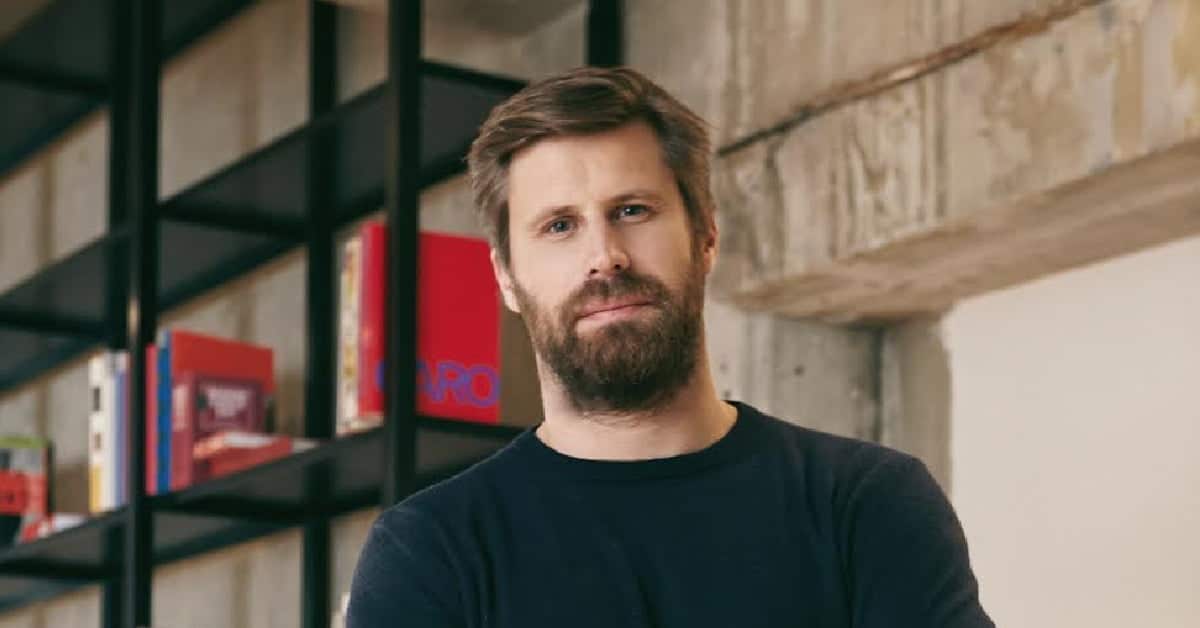 Amid the throes of COVID-19 pandemic, Vestiaire Collective collects €59M to boost its second-hand fashion platform