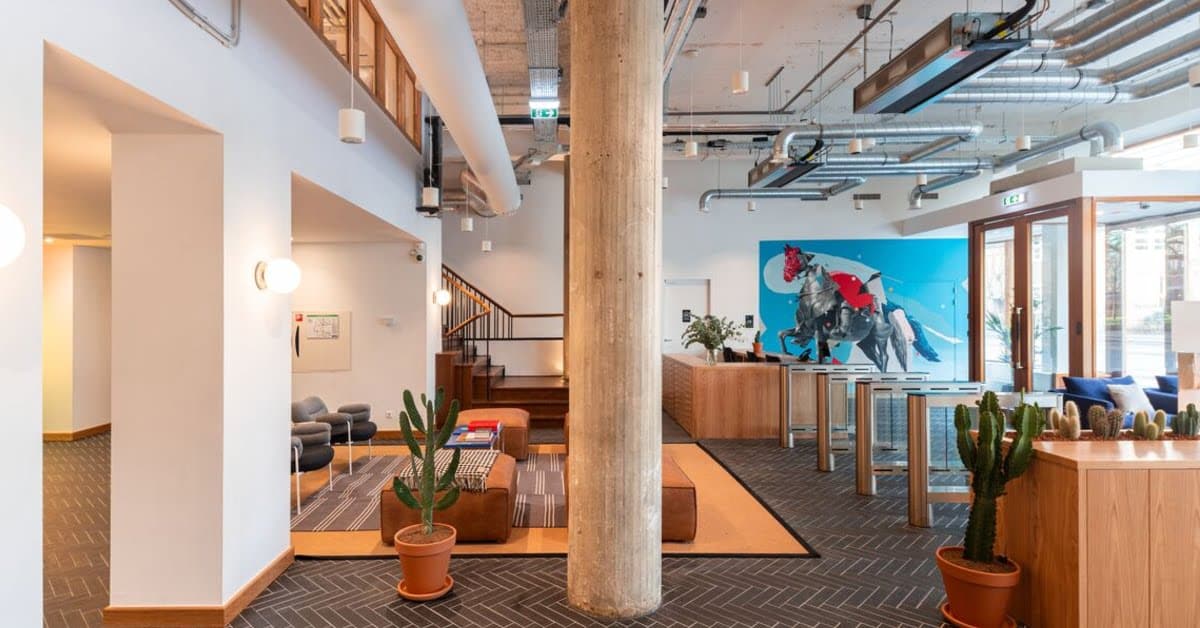 Shaken by the pandemic, but not stirred: The current state of co-working in Amsterdam
