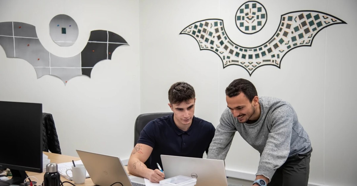 Valence-based Dracula Technologies secures €30M in Series A round to power IoT devices with light instead of batteries