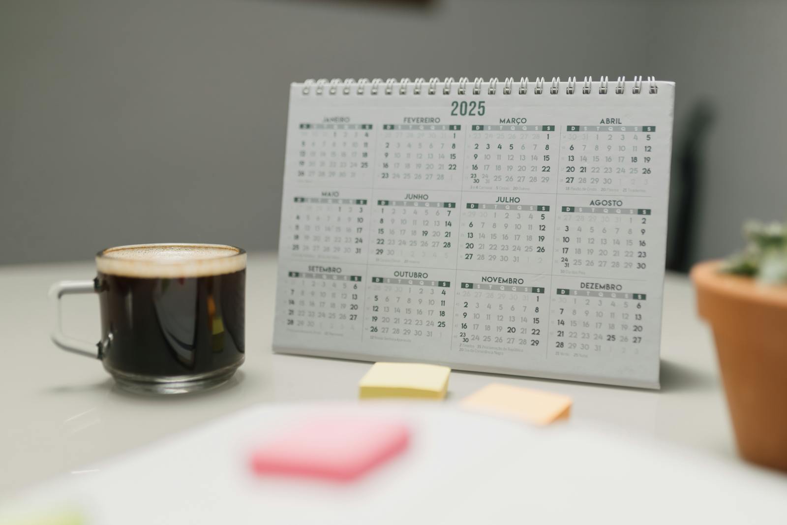 empty calendar evening
