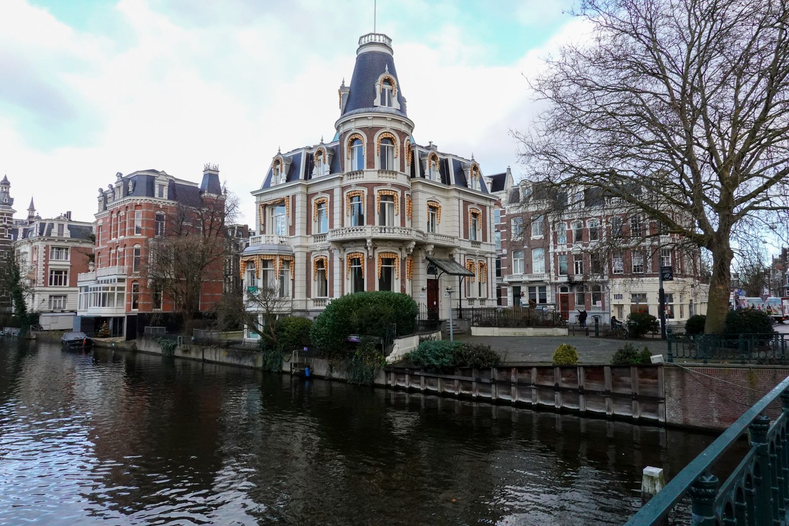 Adyen Amsterdam canal house