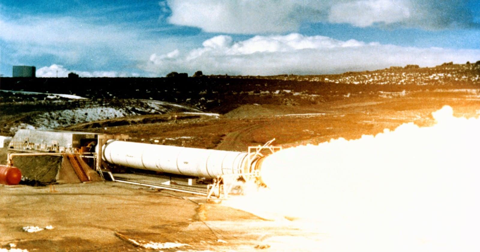 Mach Industries raised $300M at a $1.8B valuation — and its new in-house rocket-motor arm targets a U.S. supply bottleneck